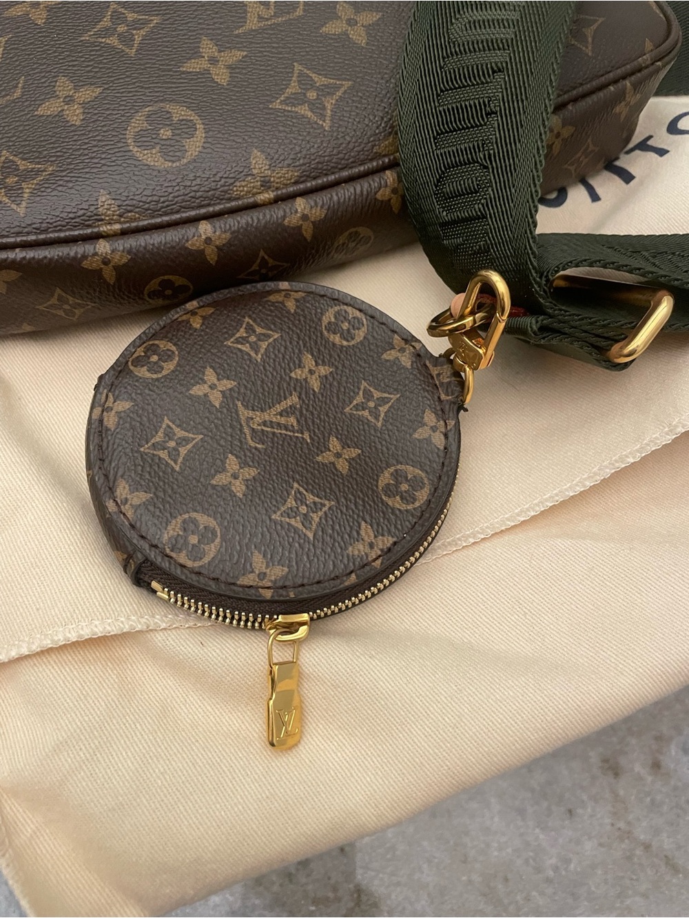 Louis Vuitton Monogram Canvas Multi-Pochette with Green Strap - Picture 3 of 8